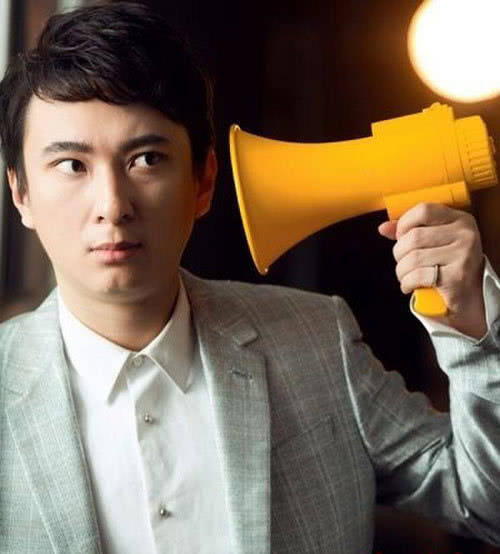 韓國娛樂圈和中國娛樂圈,韓國娛樂圈與中國娛樂圈，深度數(shù)據(jù)應(yīng)用實(shí)施下的行業(yè)洞察與拼版趨勢分析,權(quán)威詮釋方法_進(jìn)階款30.76.25