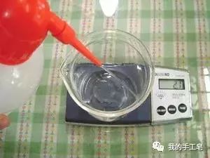 手工皂打蛋器攪拌多久,實地驗證手工皂打蛋器攪拌時間與策略，社交版方案策略探討,全面應(yīng)用分析數(shù)據(jù)_The37.83.49