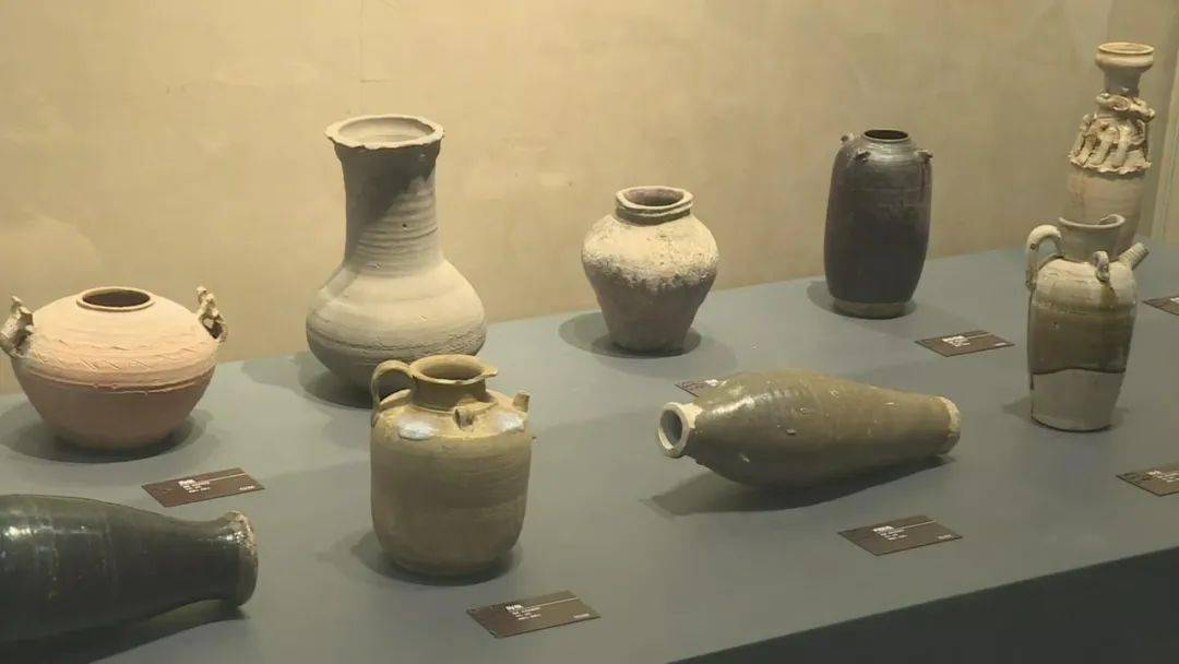 陶瓷與石油無關(guān)嗎,陶瓷與石油，看似無關(guān)，實則深藏千絲萬縷的聯(lián)系——現(xiàn)象分析、解釋與定義,實地評估解析數(shù)據(jù)_開版52.73.67